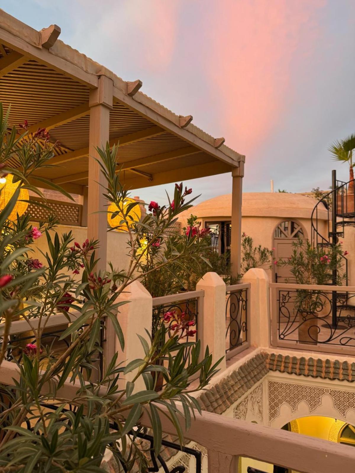 Riad Dollar Des Sables & Spa Marrakesch Exterior foto
